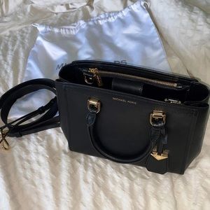 Michael Kors Black leather bag with strap